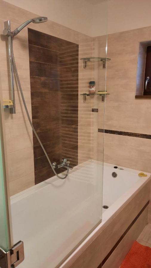 Aranypatak apartmanház Szombathely Kültér fotó